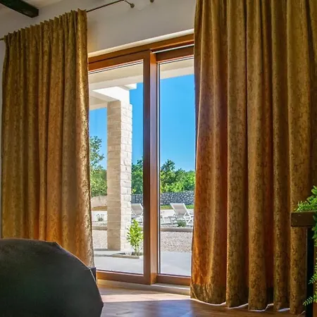 Family Friendly House With A Swimming Pool Posedarje, Novigrad - 23578 Casa vacanze Posedarje