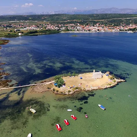 Family Friendly House With A Swimming Pool Posedarje, Novigrad - 23578 Tatil Evi *