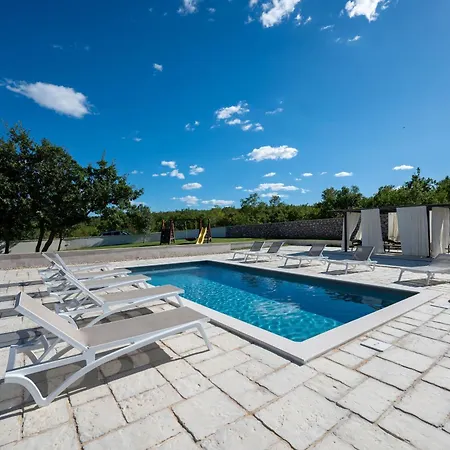 Family Friendly House With A Swimming Pool Posedarje, Novigrad - 23578 Posedarje
